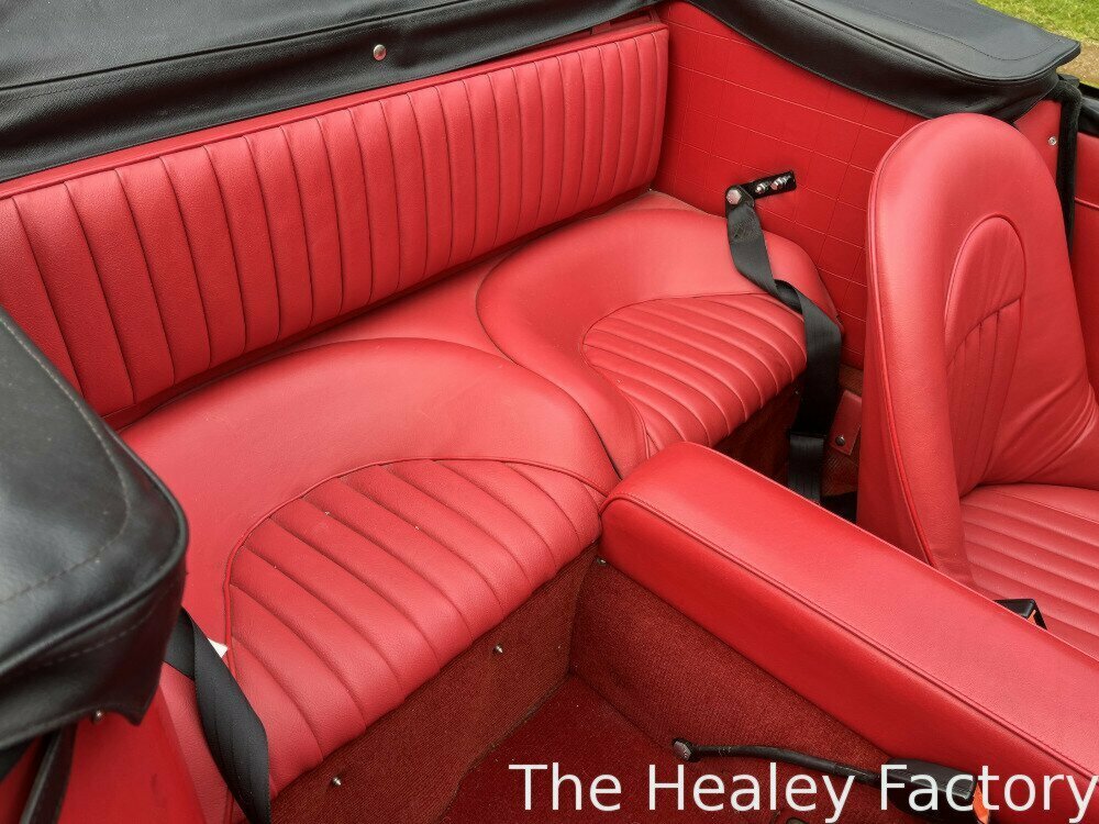 1966 AUSTIN HEALEY 3000 MK III BJ8 4 SP MAN + OVERDRIVE 2D ROADSTER