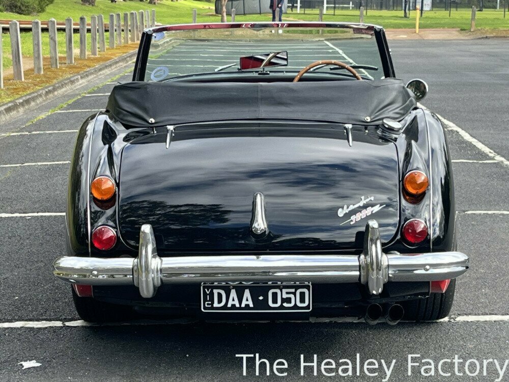 1966 AUSTIN HEALEY 3000 MK III BJ8 4 SP MAN + OVERDRIVE 2D ROADSTER