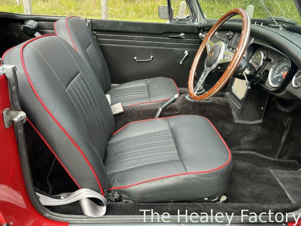 1964 MG MGB 5 SP MANUAL 2D ROADSTER