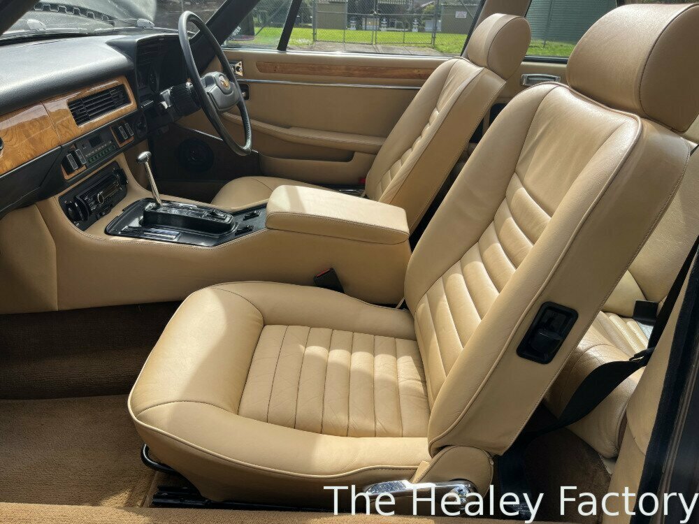1985 JAGUAR XJSC 3 SP AUTOMATIC 2D CABRIOLET