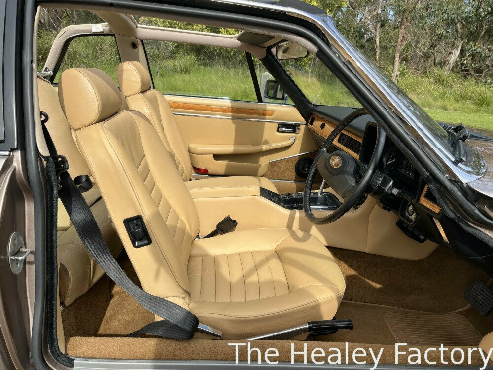 1985 JAGUAR XJSC 3 SP AUTOMATIC 2D CABRIOLET