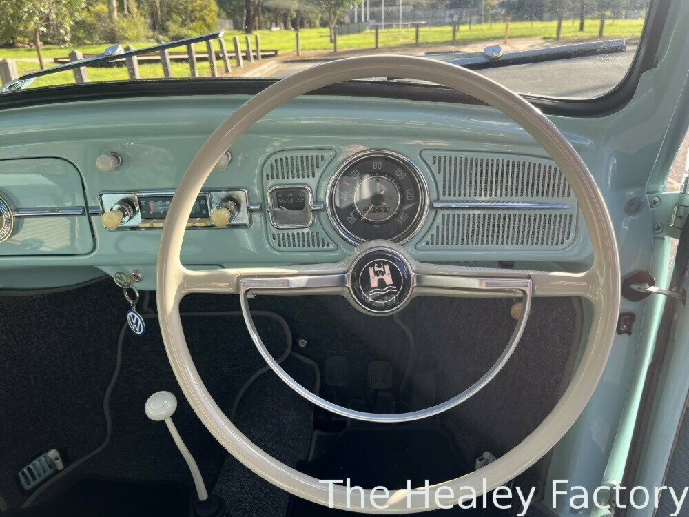 1967 VOLKSWAGEN 1300 (BEETLE) DELUXE 4 SP MANUAL 2D SEDAN