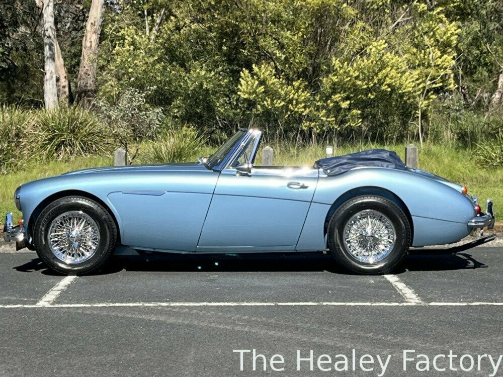 1967 AUSTIN HEALEY 3000 MK IIIA BJ8 2+2 4 SP MANUAL + OVERDRIVE 2D ROADSTER