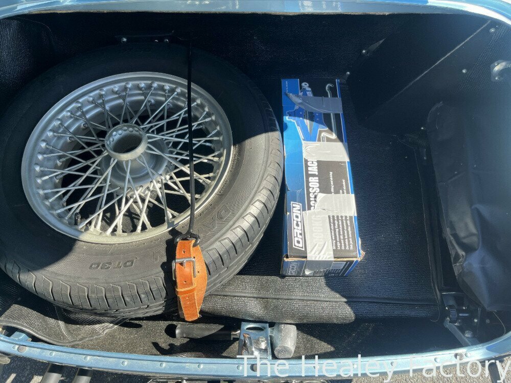 1967 AUSTIN HEALEY 3000 MK IIIA BJ8 2+2 4 SP MANUAL + OVERDRIVE 2D ROADSTER