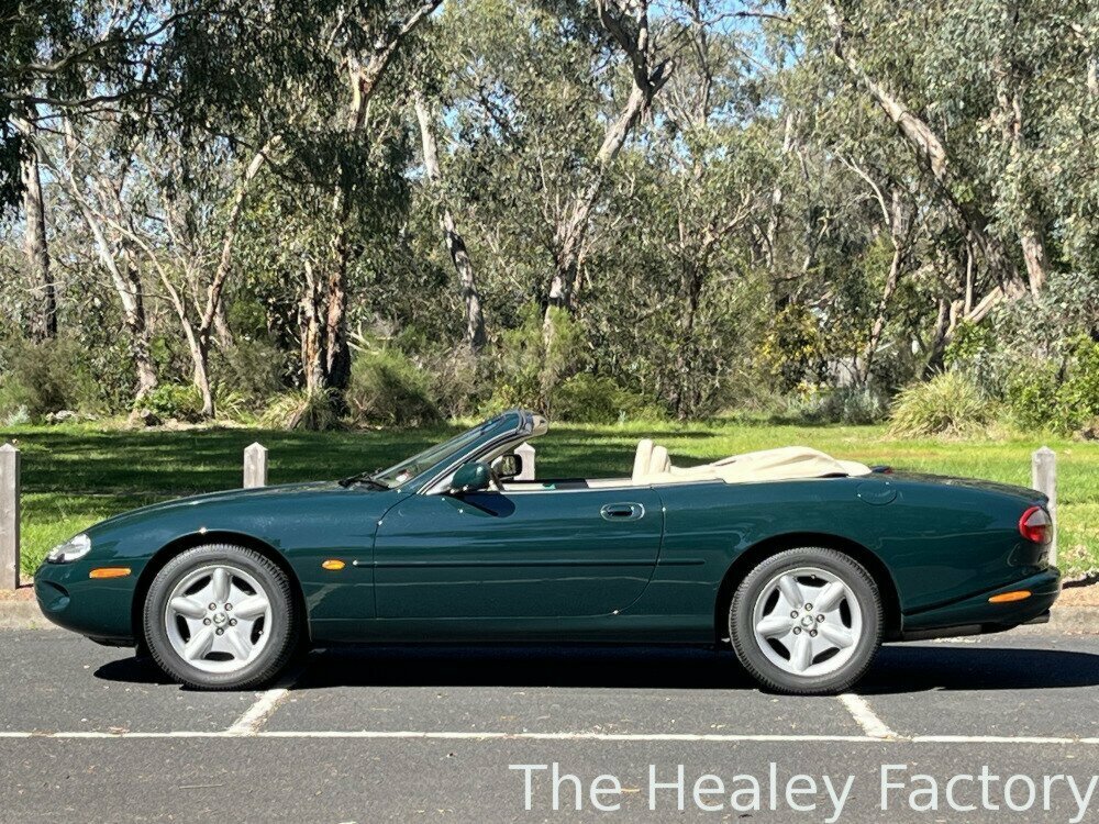 1996 JAGUAR XK8 CLASSIC 5 SP AUTOMATIC 2D CONVERTIBLE