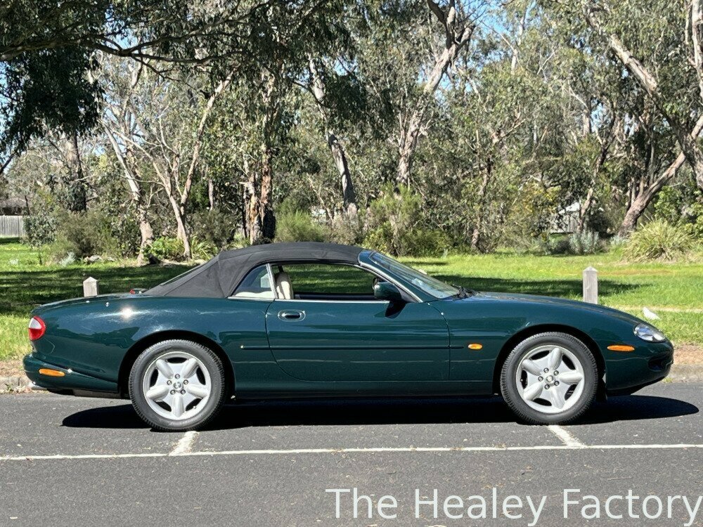 1996 JAGUAR XK8 CLASSIC 5 SP AUTOMATIC 2D CONVERTIBLE
