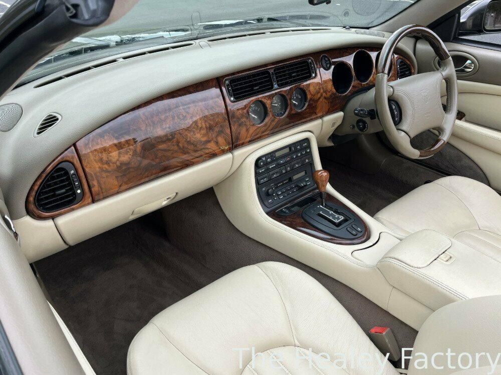 1996 JAGUAR XK8 CLASSIC 5 SP AUTOMATIC 2D CONVERTIBLE