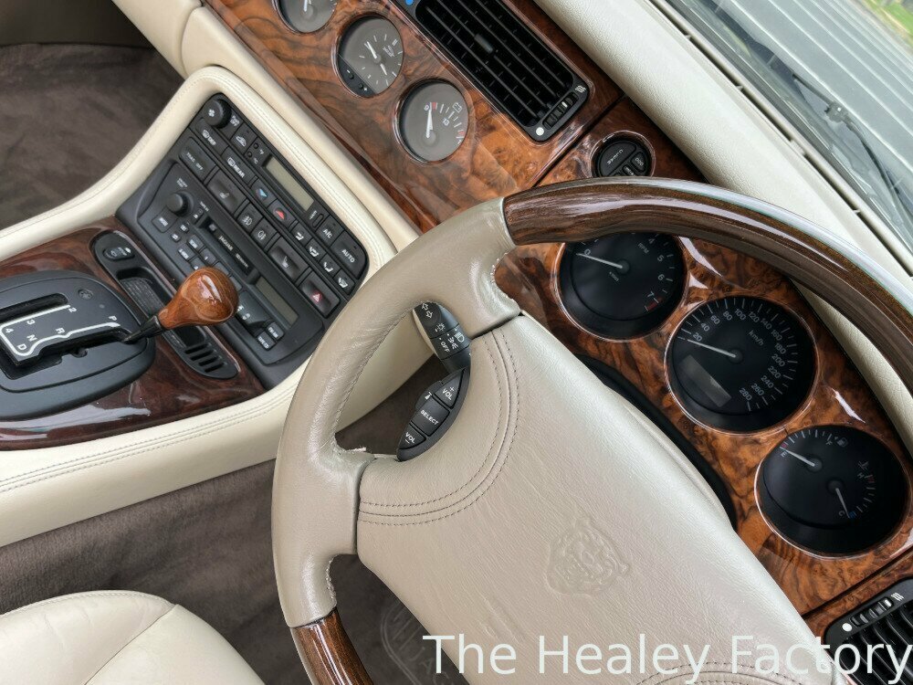 1996 JAGUAR XK8 CLASSIC 5 SP AUTOMATIC 2D CONVERTIBLE