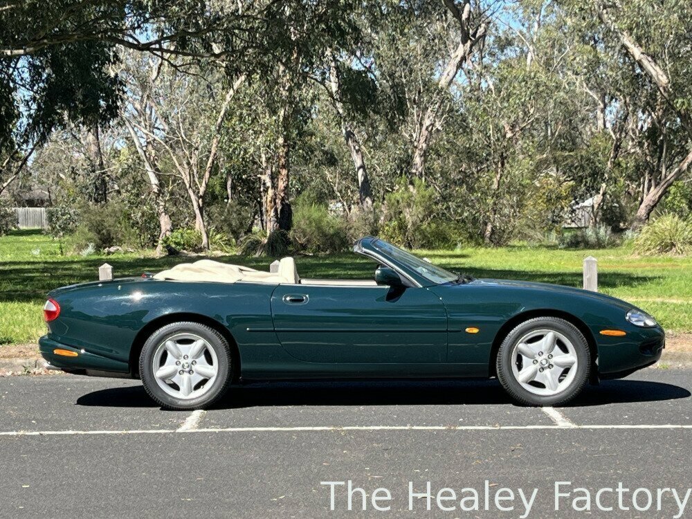 1996 JAGUAR XK8 CLASSIC 5 SP AUTOMATIC 2D CONVERTIBLE