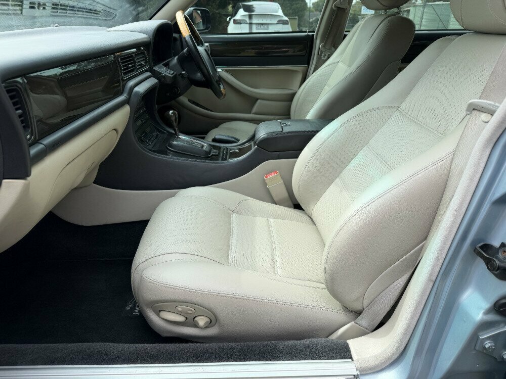 1995 JAGUAR XJR 4.0 SUPERCHARGED 4 SP AUTOMATIC 4D SEDAN