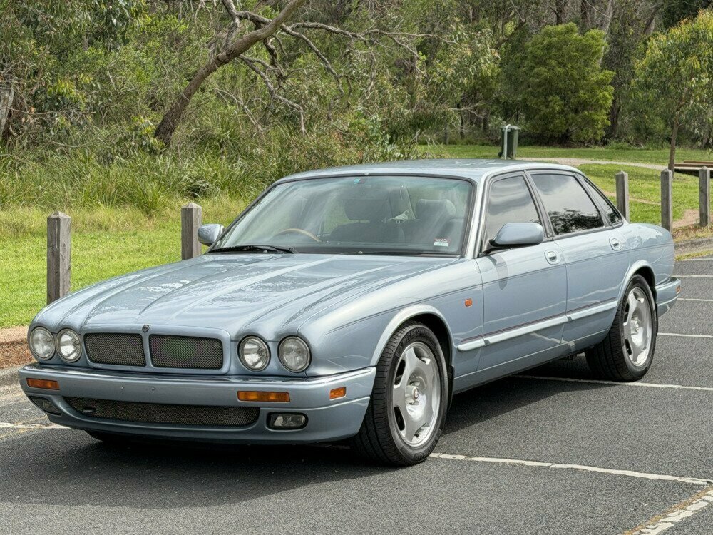 1995 JAGUAR XJR 4.0 SUPERCHARGED 4 SP AUTOMATIC 4D SEDAN