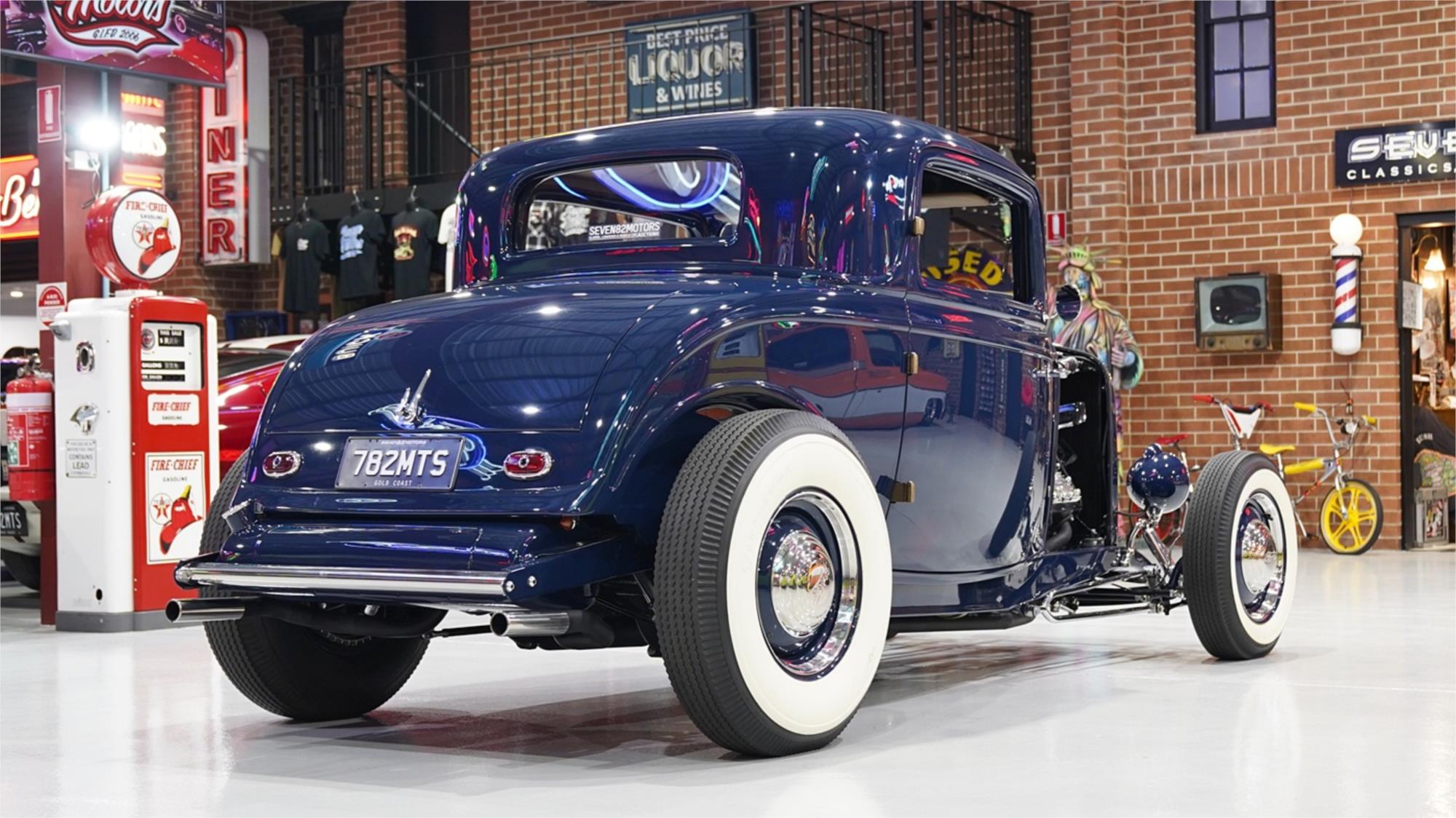 1932 FORD MODEL B HOT ROD MANUAL HOT ROD