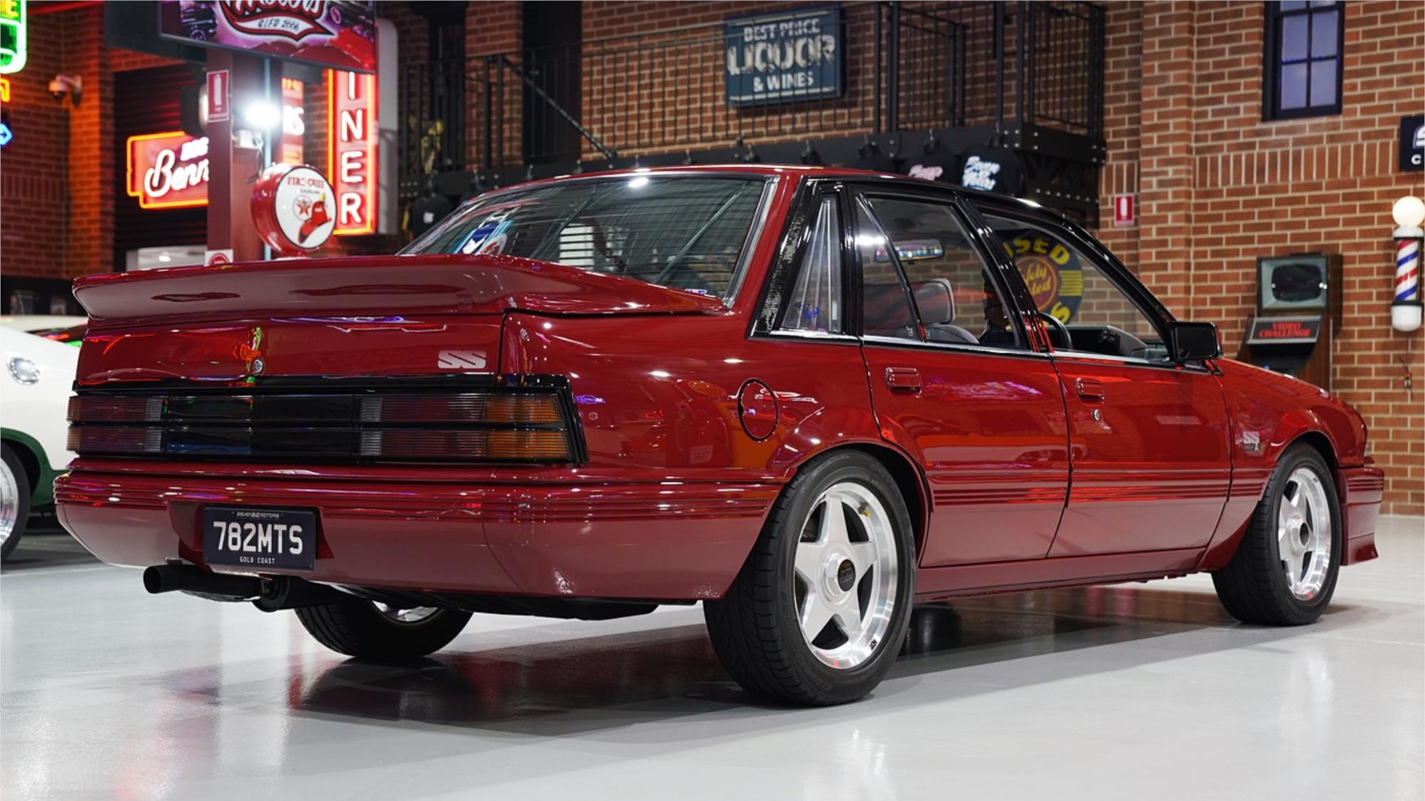 1986 HOLDEN COMMODORE VL SS GROUP A MANUAL 4D SEDAN