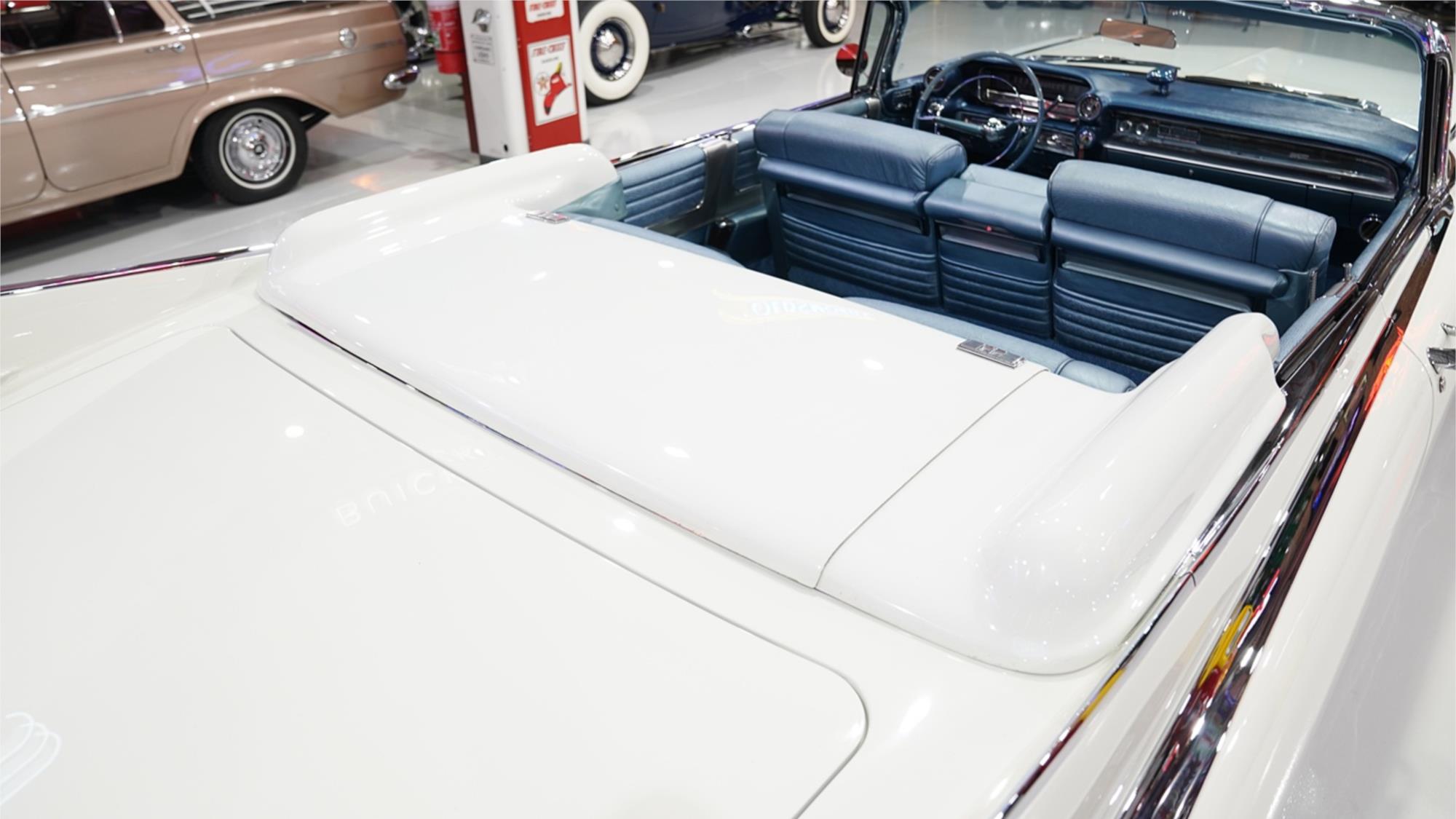 1959 CADILLAC ELDORADO BIARRITZ AUTOMATIC CONVERTIBLE