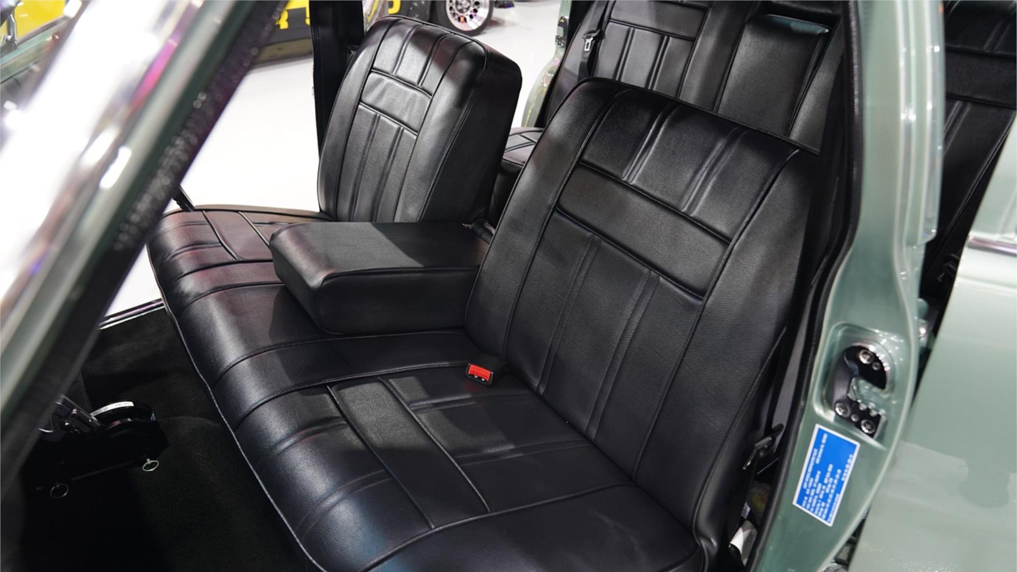 1971 HOLDEN PREMIER HG AUTOMATIC SEDAN
