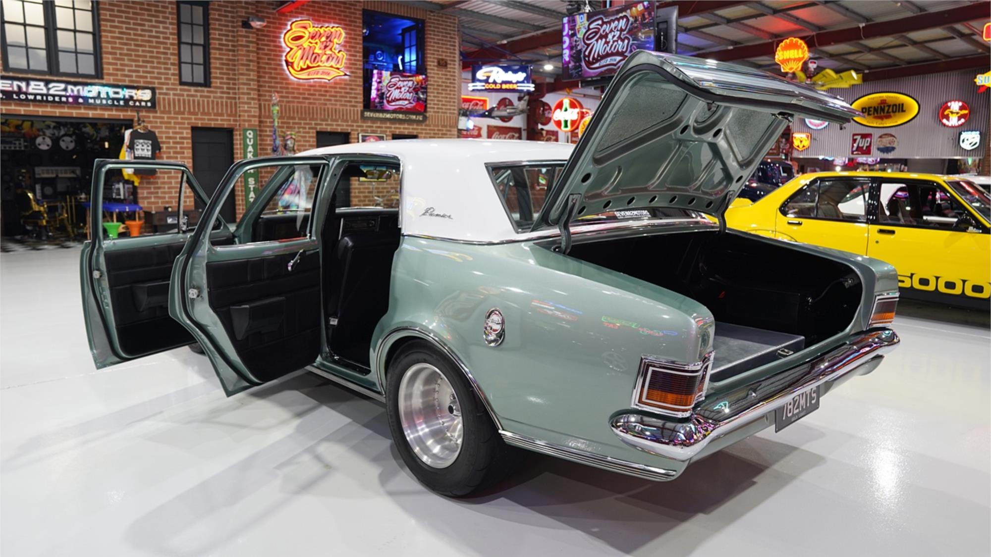 1971 HOLDEN PREMIER HG AUTOMATIC SEDAN