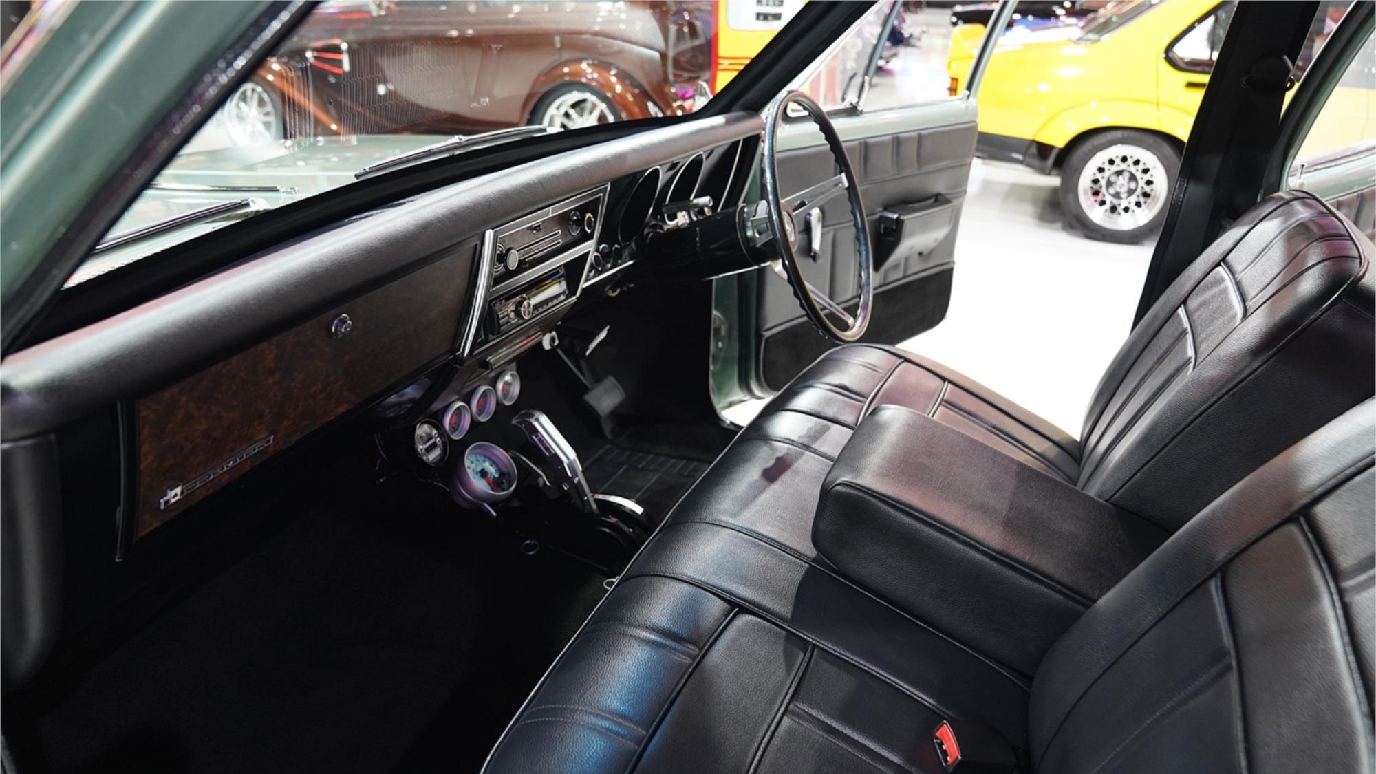 1971 HOLDEN PREMIER HG AUTOMATIC SEDAN