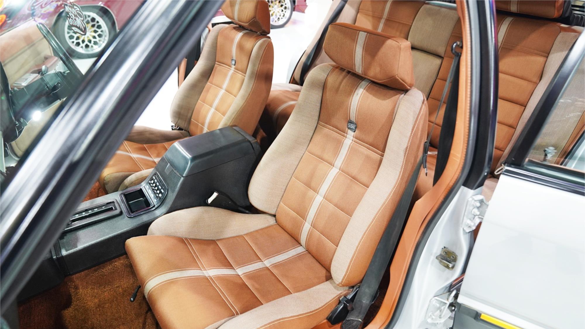 1982 FORD FAIRMONT XE GHIA EUROPEAN SPORTS PACK AUTOMATIC SEDAN