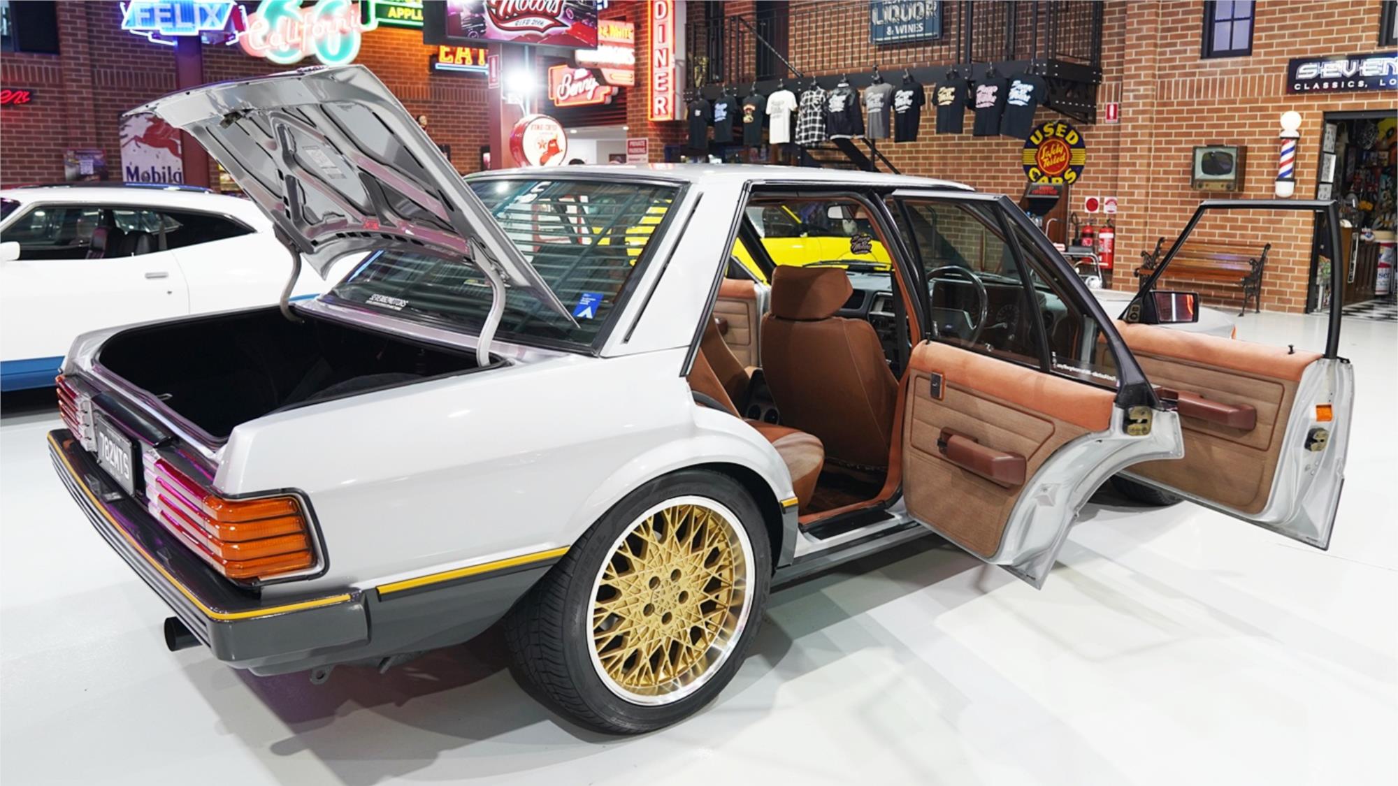 1982 FORD FAIRMONT XE GHIA EUROPEAN SPORTS PACK AUTOMATIC SEDAN