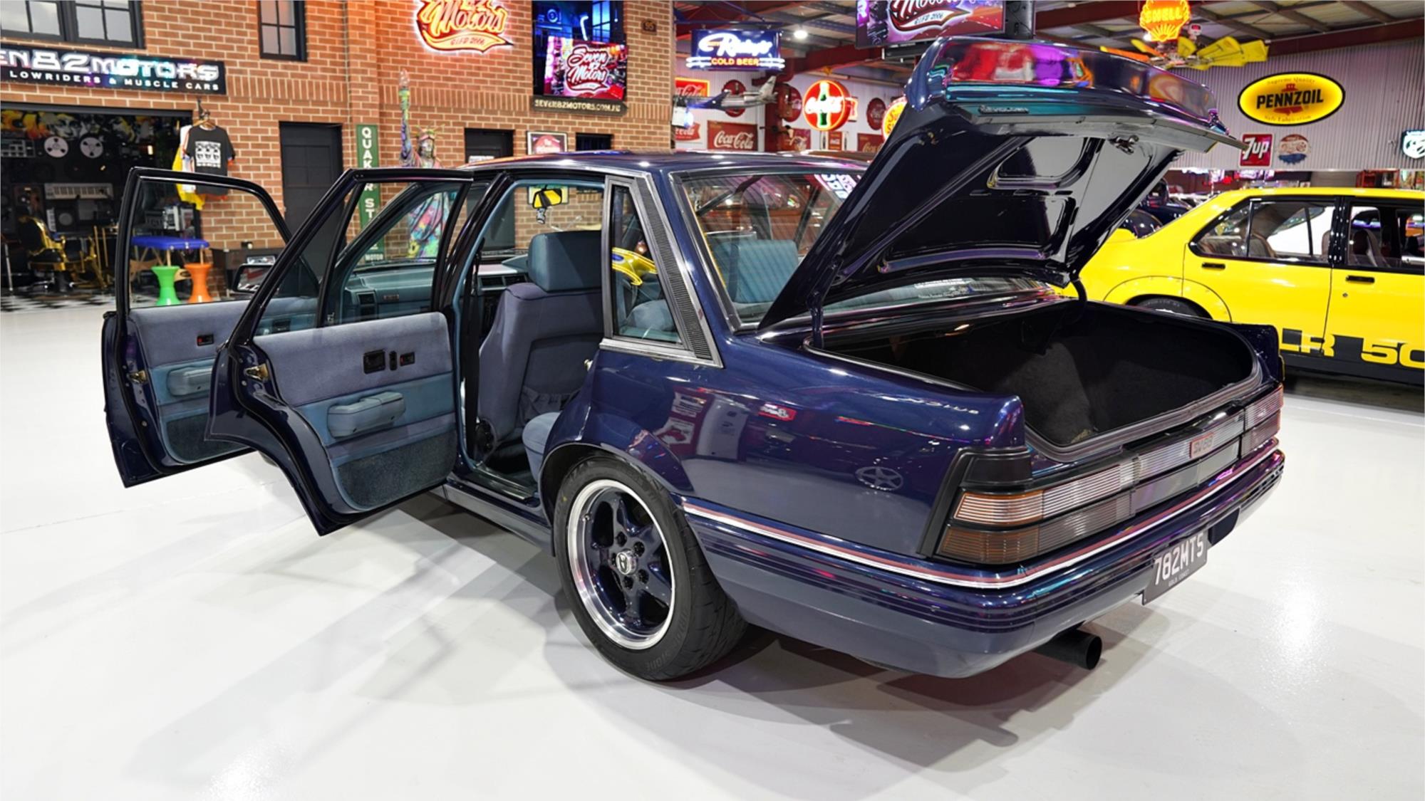 1988 HOLDEN SPECIAL VEHICLES CALAIS VL SV88 AUTOMATIC SEDAN