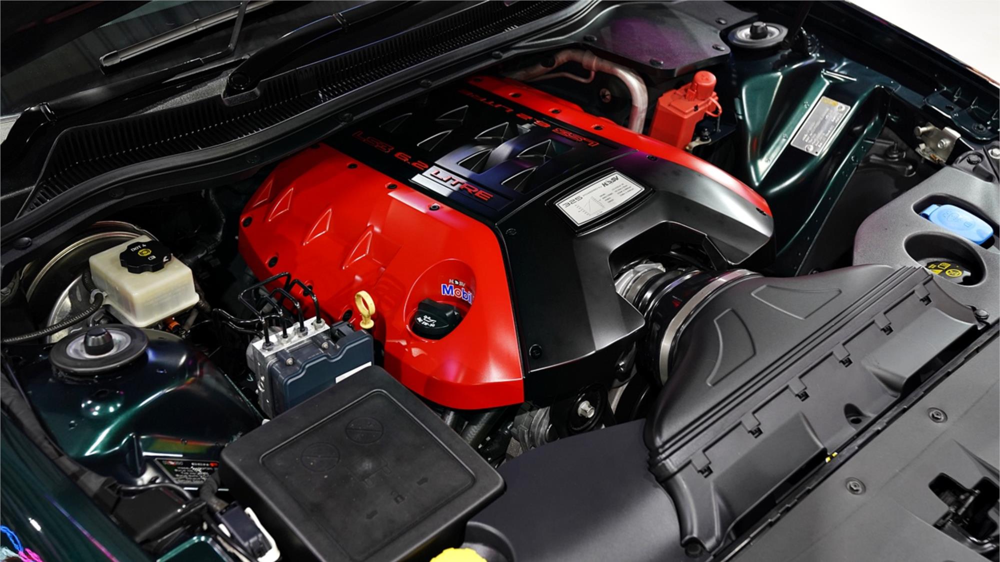 2014 HOLDEN SPECIAL VEHICLES CLUBSPORT GEN-F R8 SPORTS AUTOMATIC SEDAN