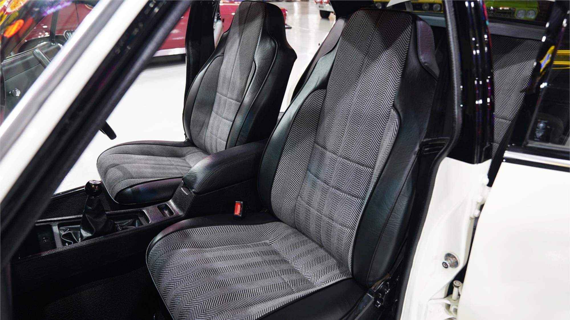 1977 HOLDEN TORANA LX SL/R MANUAL SEDAN