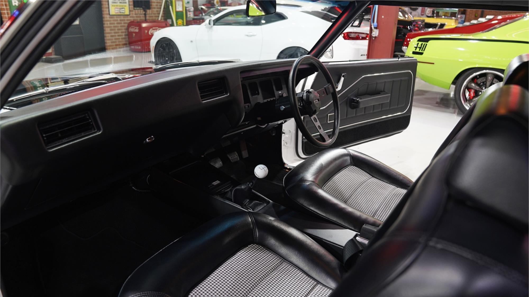 1972 HOLDEN MONARO HQ GTS MANUAL COUPE