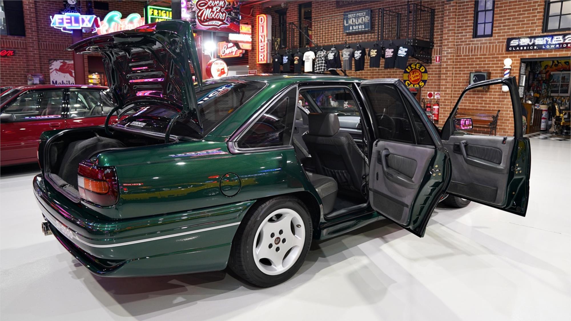 1990 HOLDEN SPECIAL VEHICLES COMMODORE VN SV5000 AUTOMATIC SEDAN