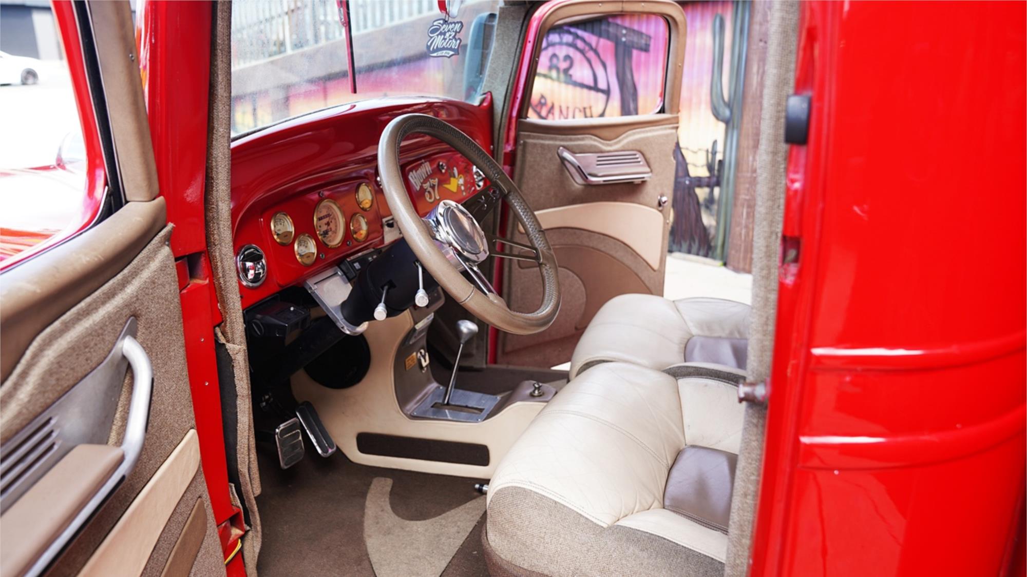1937 CHEVROLET HAULER DUAL CAB AUTOMATIC CAR HAULER TRUCK