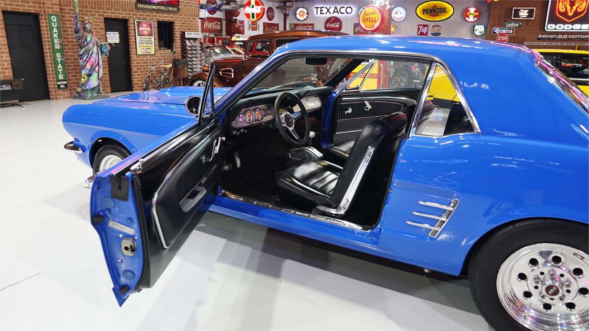 1966 FORD MUSTANG FASTBACK