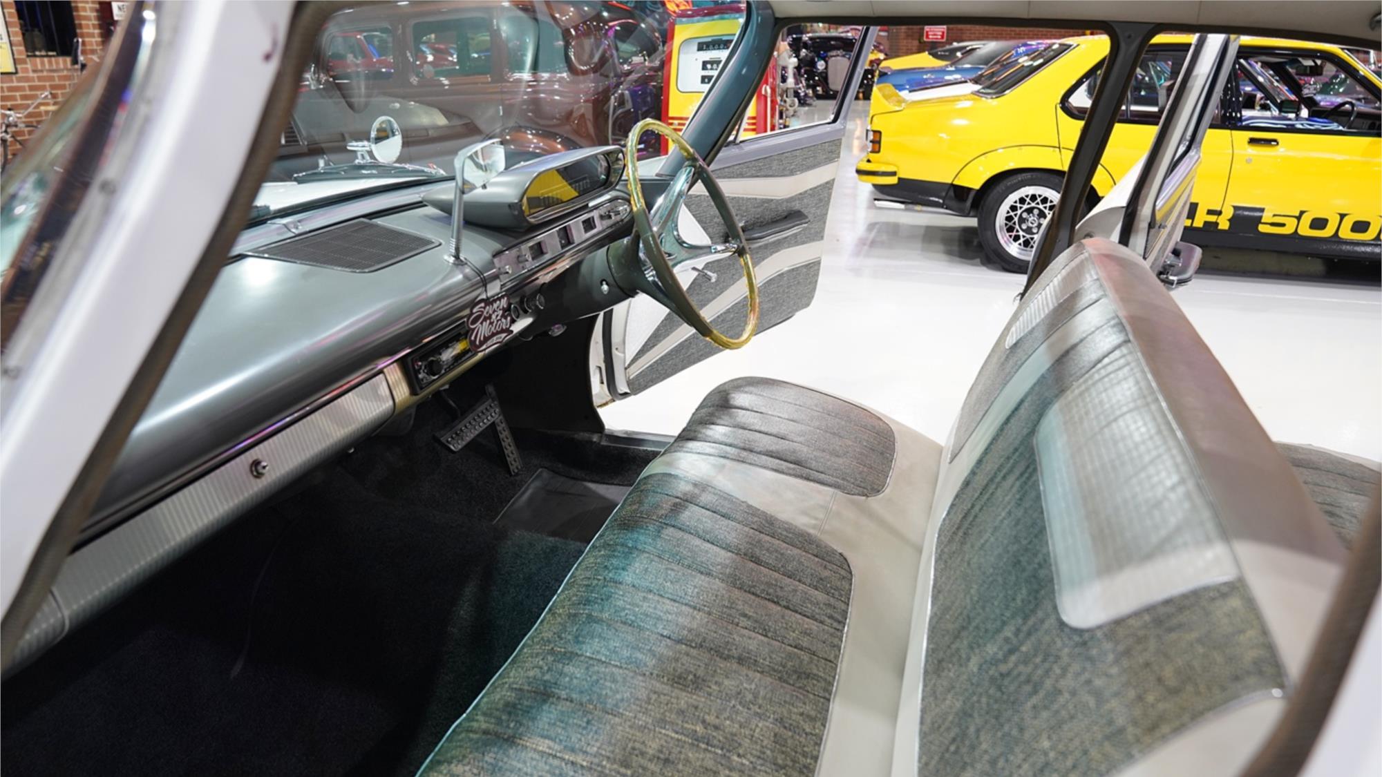 1960 DODGE PHOENIX PD4 AUTOMATIC SEDAN