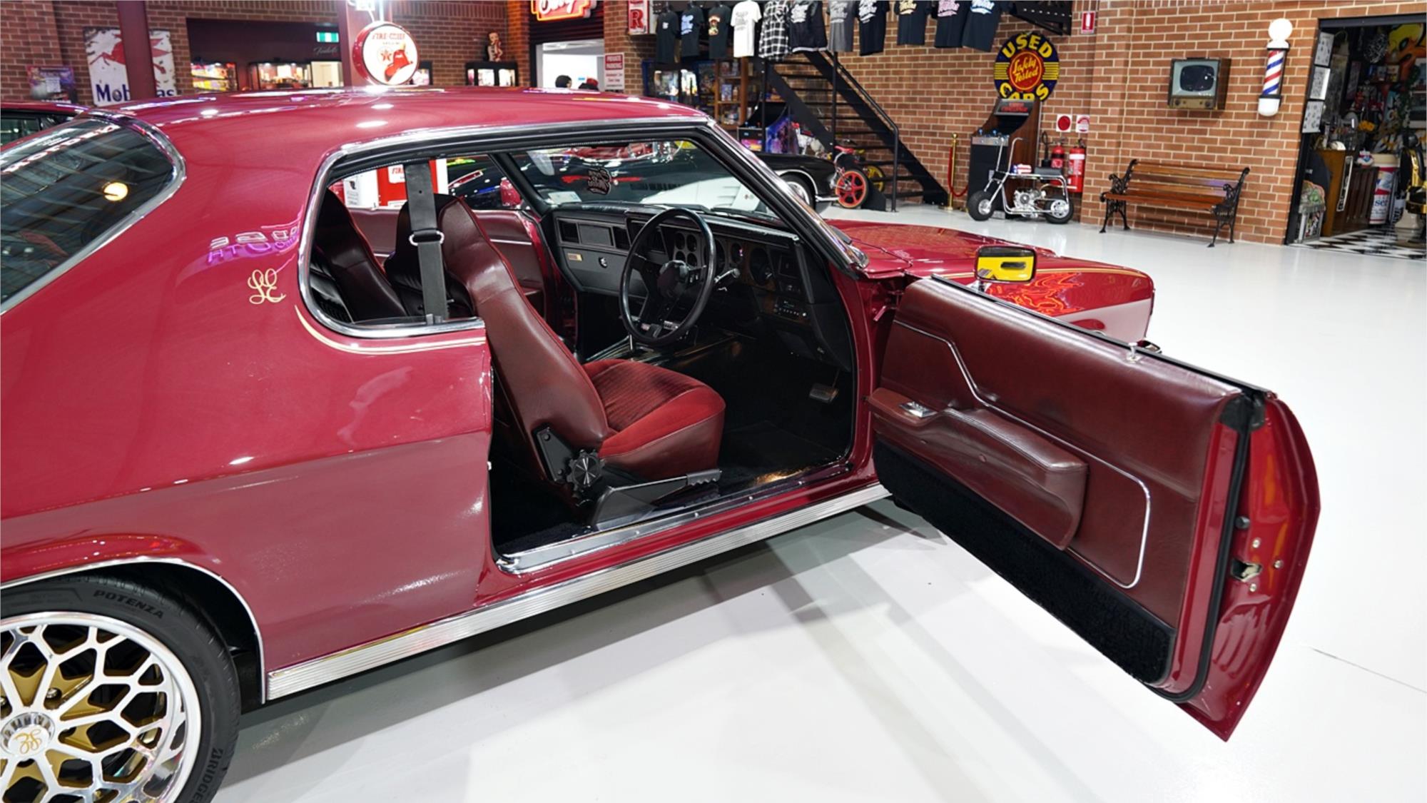 1976 HOLDEN MONARO HX LE AUTOMATIC COUPE