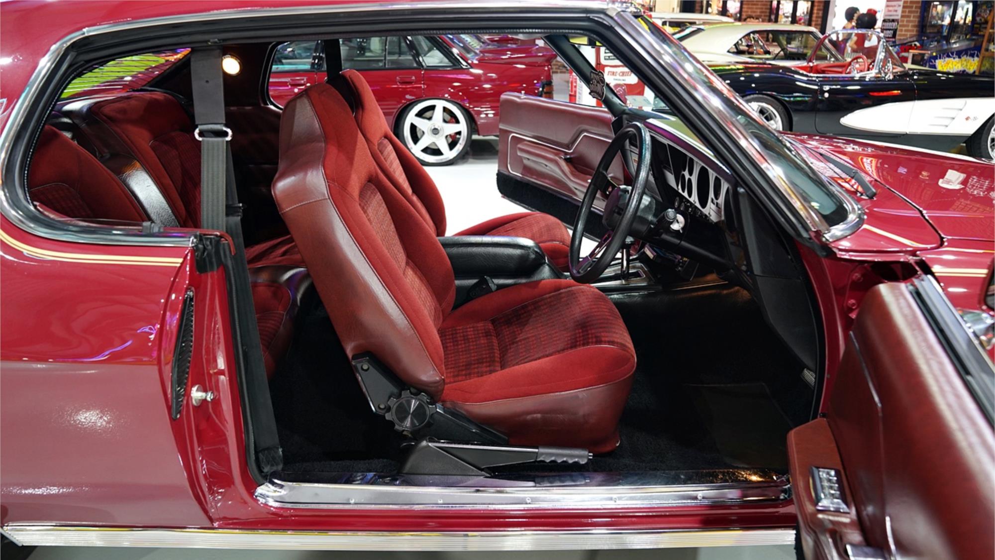 1976 HOLDEN MONARO HX LE AUTOMATIC COUPE
