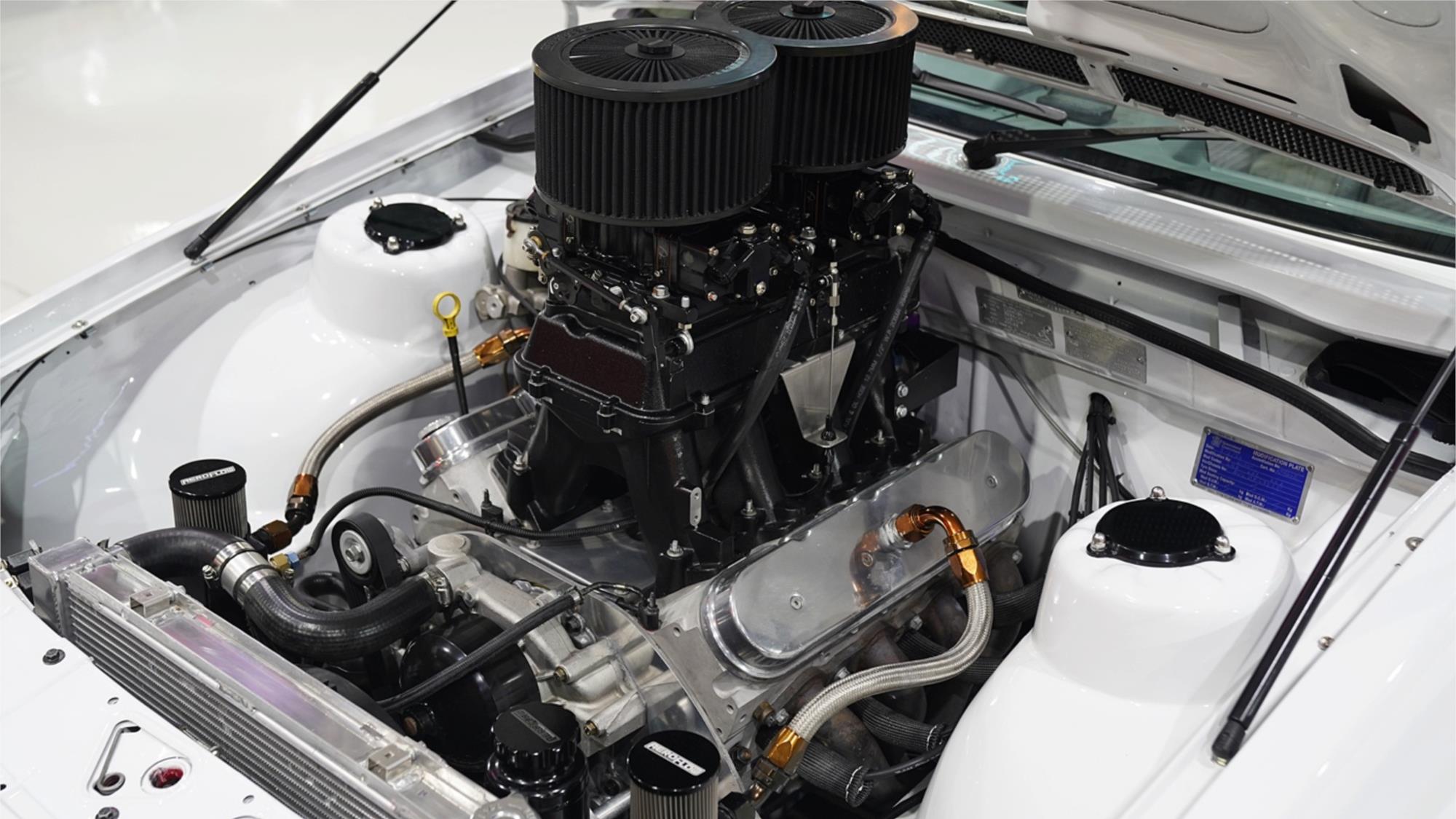 1988 HOLDEN COMMODORE VL AUTOMATIC SEDAN