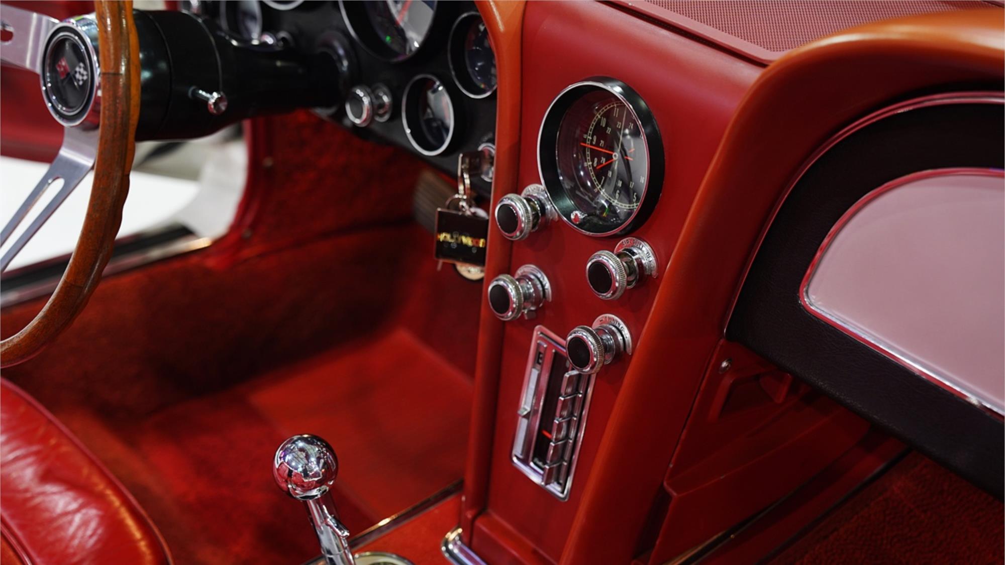 1967 CHEVROLET CORVETTE C2 STING RAY MANUAL ROADSTER