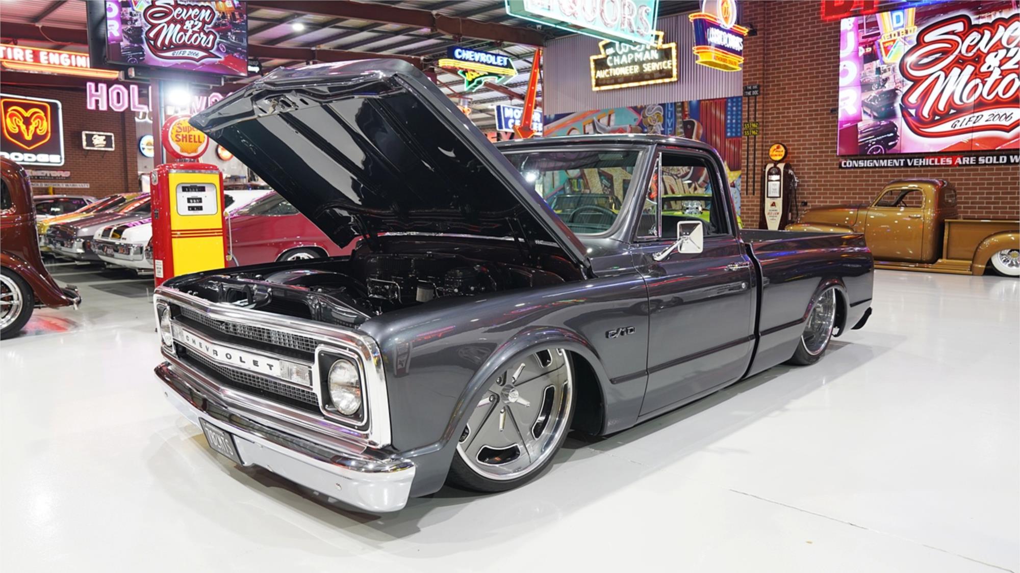 1969 CHEVROLET C10 AUTOMATIC PICK UP
