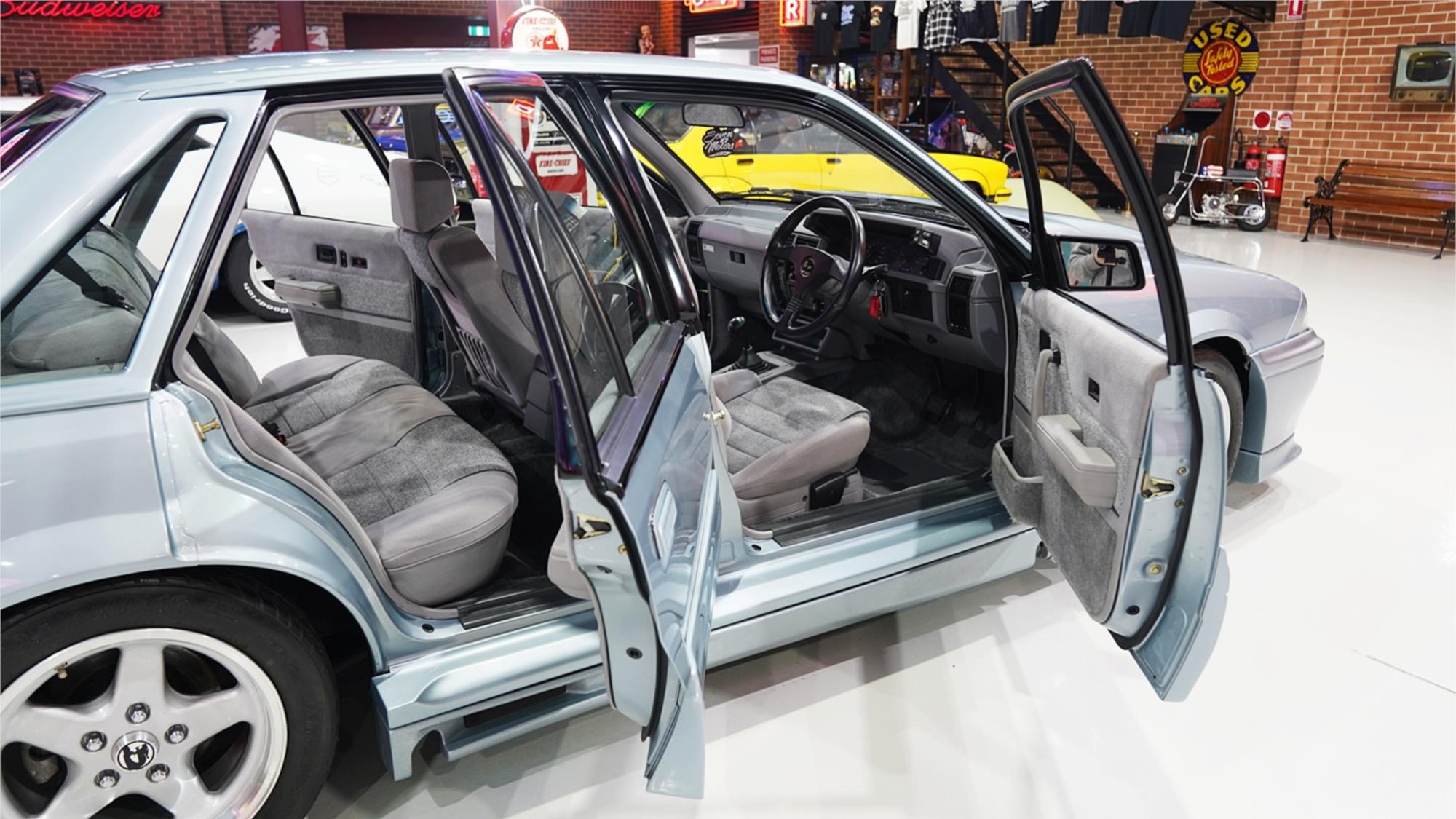 1988 HOLDEN SPECIAL VEHICLES COMMODORE VL SS GROUP A MANUAL SEDAN