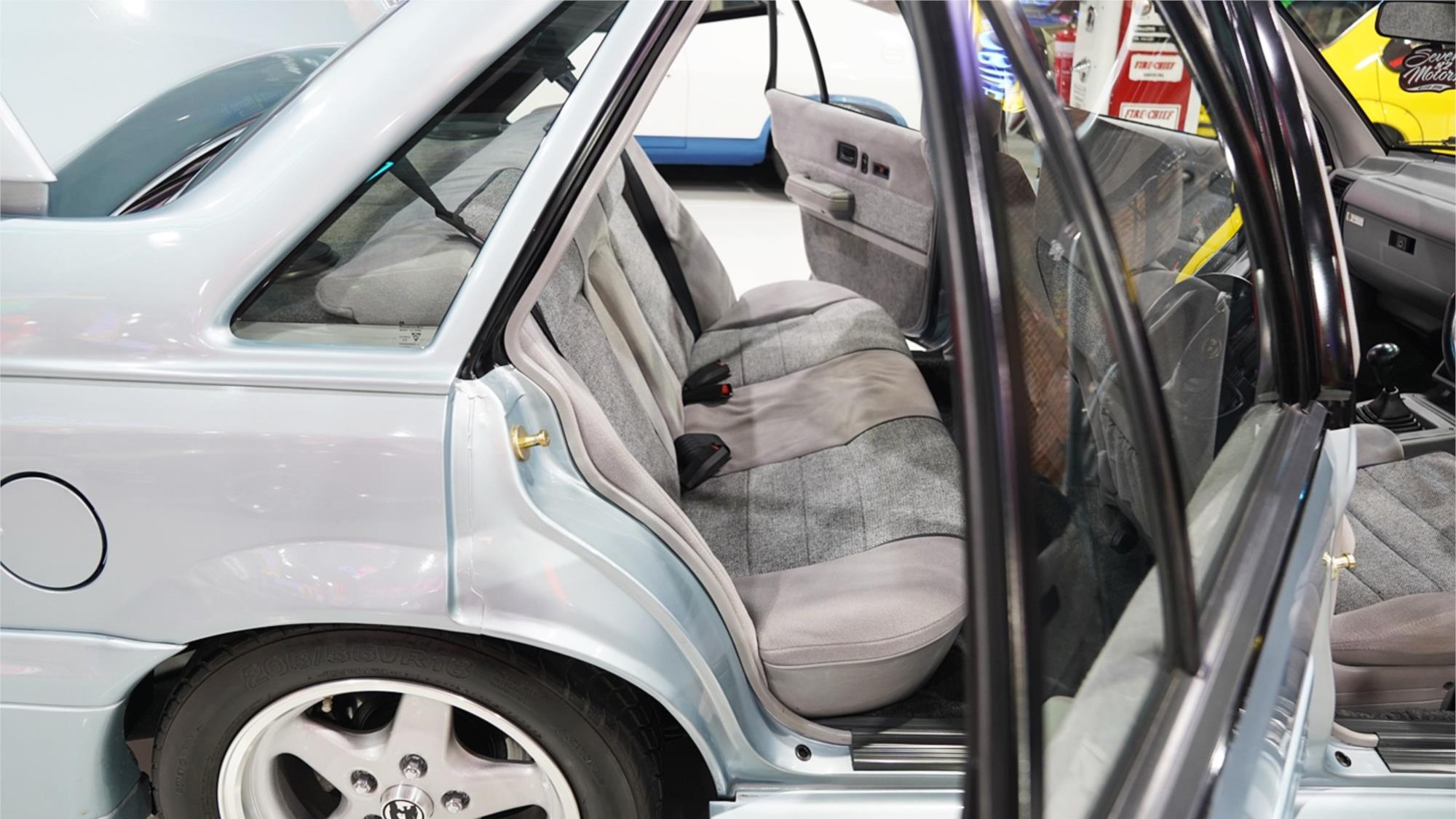 1988 HOLDEN SPECIAL VEHICLES COMMODORE VL SS GROUP A MANUAL SEDAN