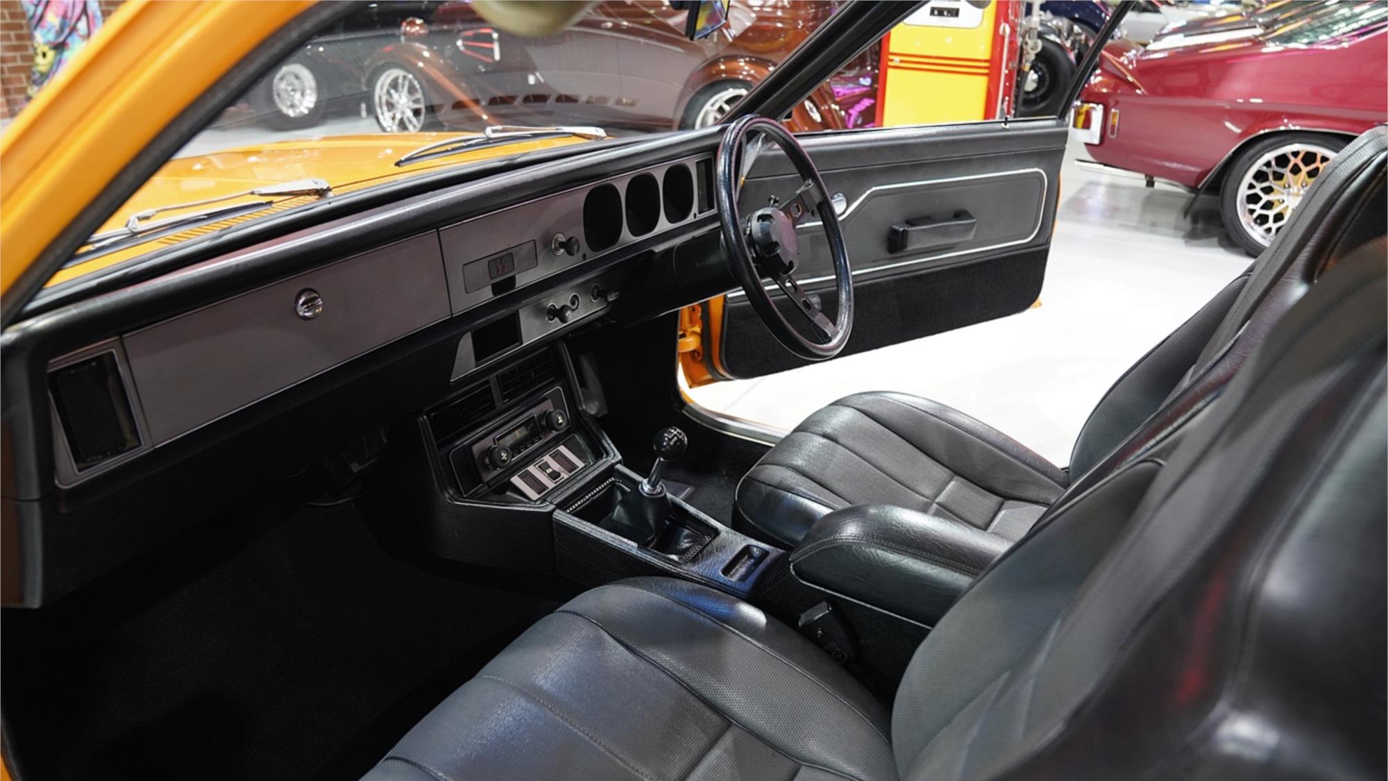 1976 HOLDEN TORANA LX SS MANUAL HATCHBACK