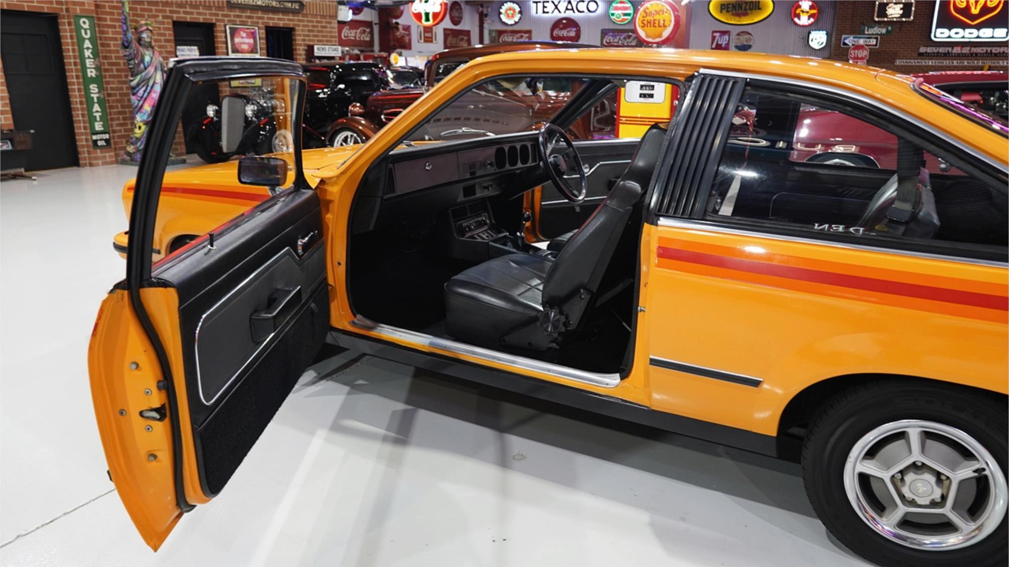 1976 HOLDEN TORANA LX SS MANUAL HATCHBACK
