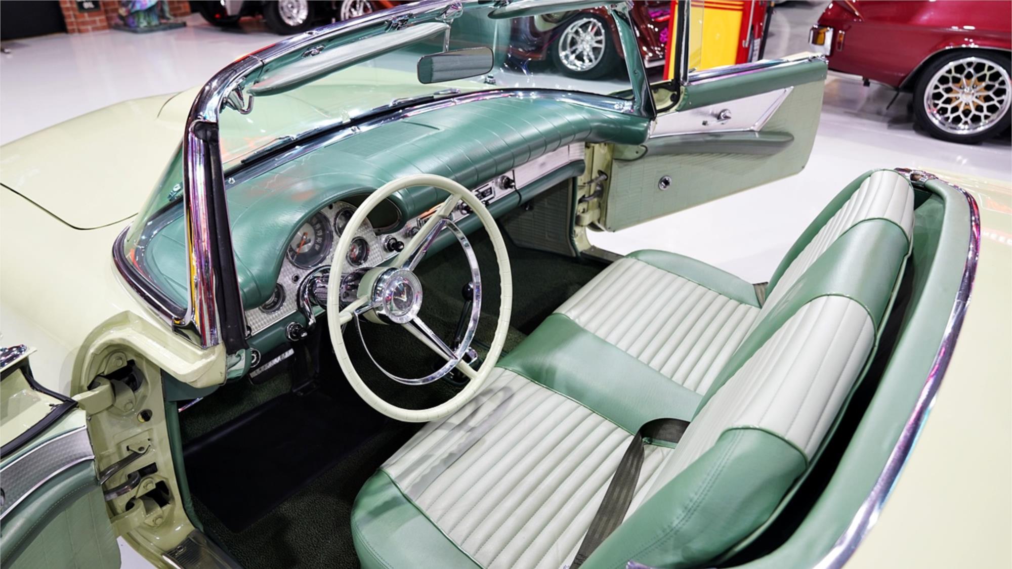 1957 FORD THUNDERBIRD AUTOMATIC CONVERTIBLE