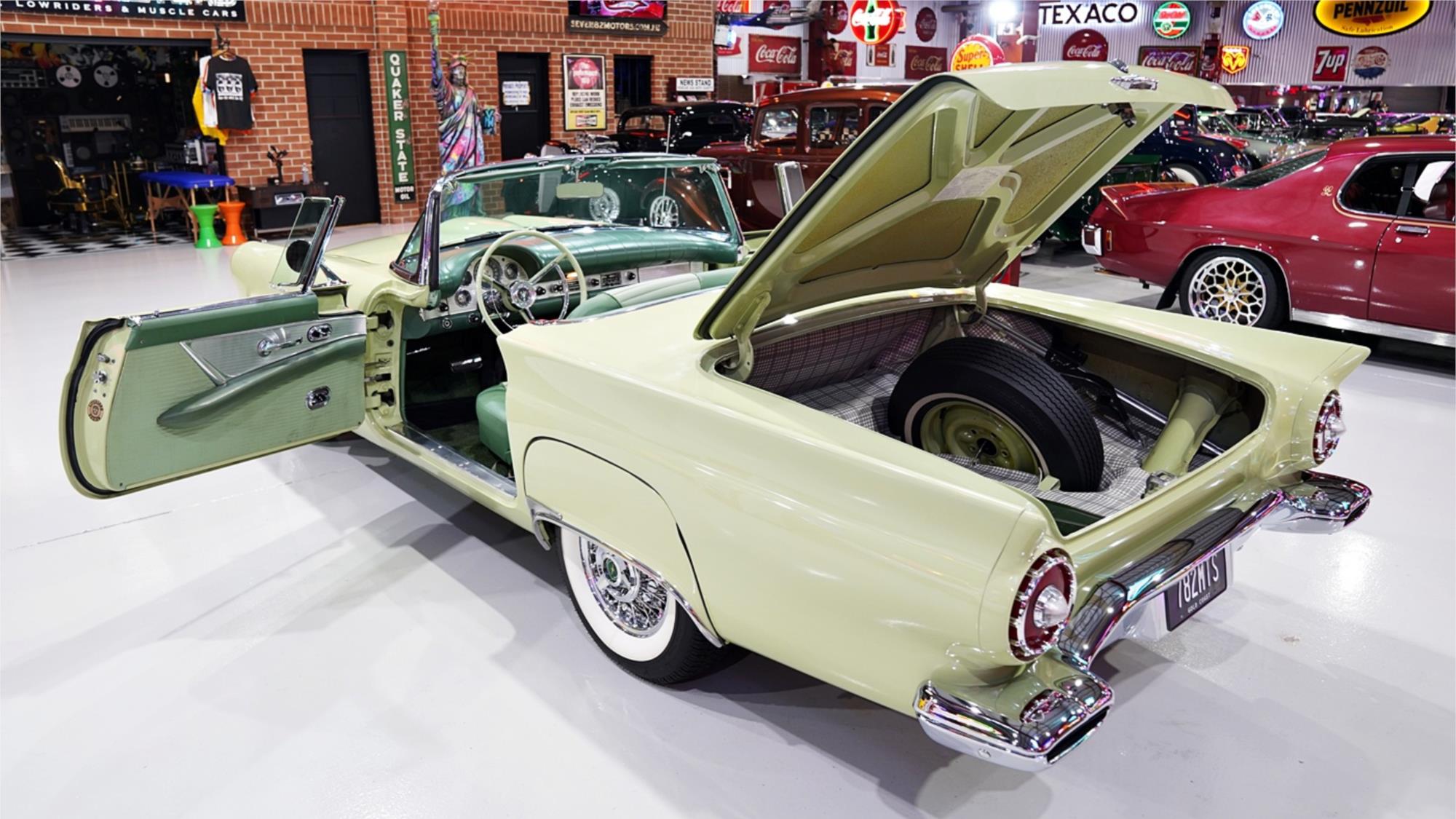 1957 FORD THUNDERBIRD AUTOMATIC CONVERTIBLE