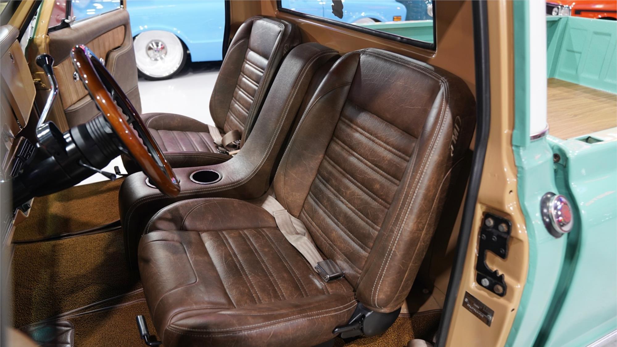 1967 CHEVROLET C10 AUTOMATIC PICK UP TRUCK