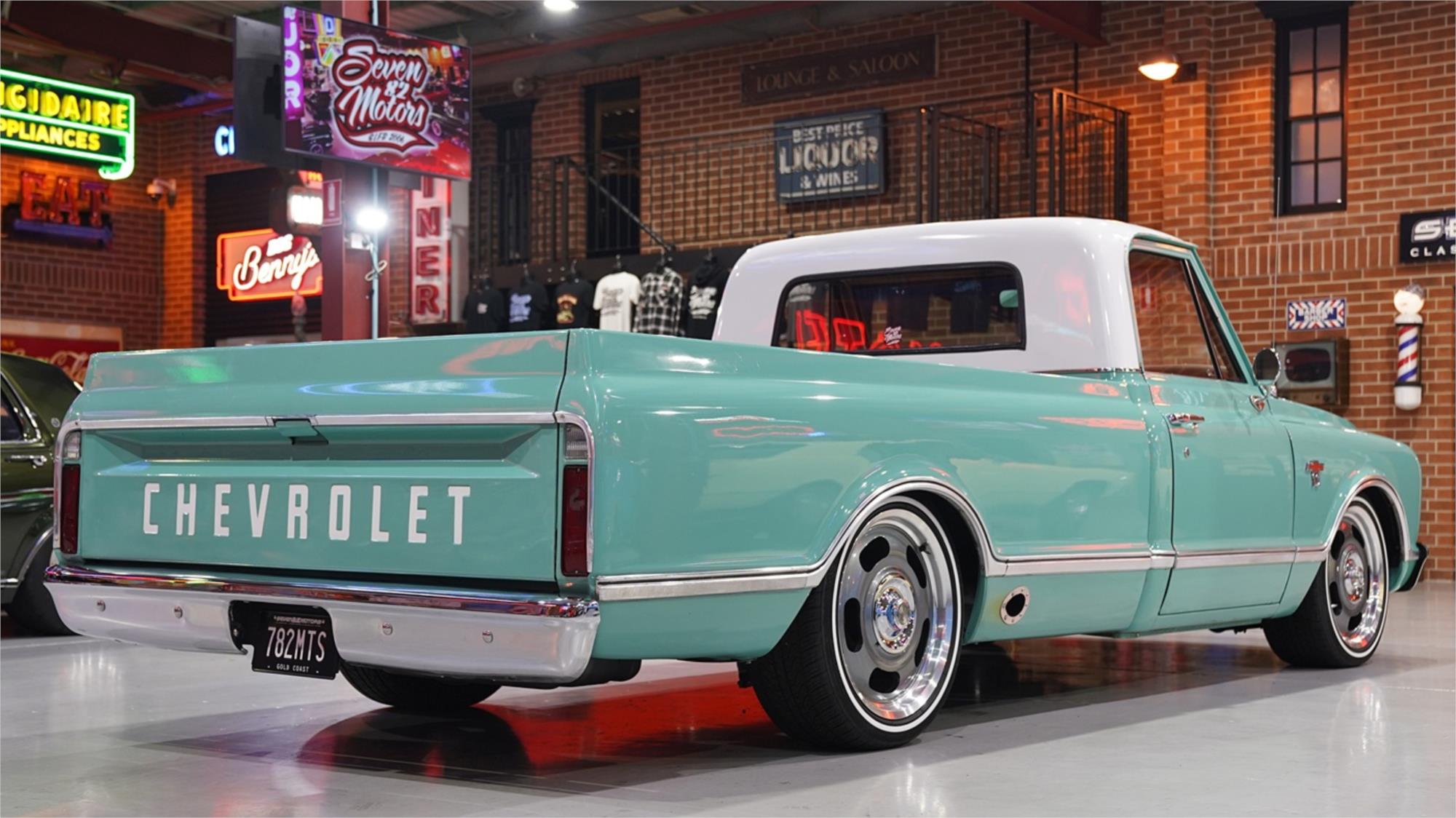 1967 CHEVROLET C10 AUTOMATIC PICK UP TRUCK