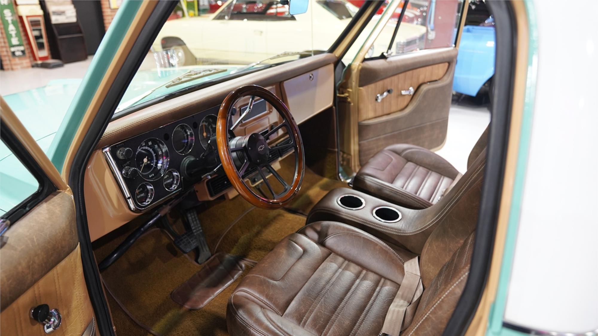 1967 CHEVROLET C10 AUTOMATIC PICK UP TRUCK