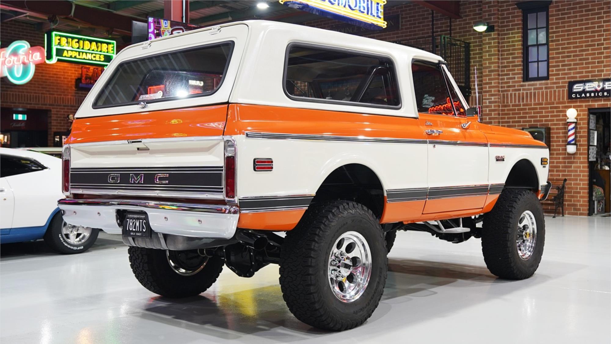 1972 GMC JIMMY AUTOMATIC SUV