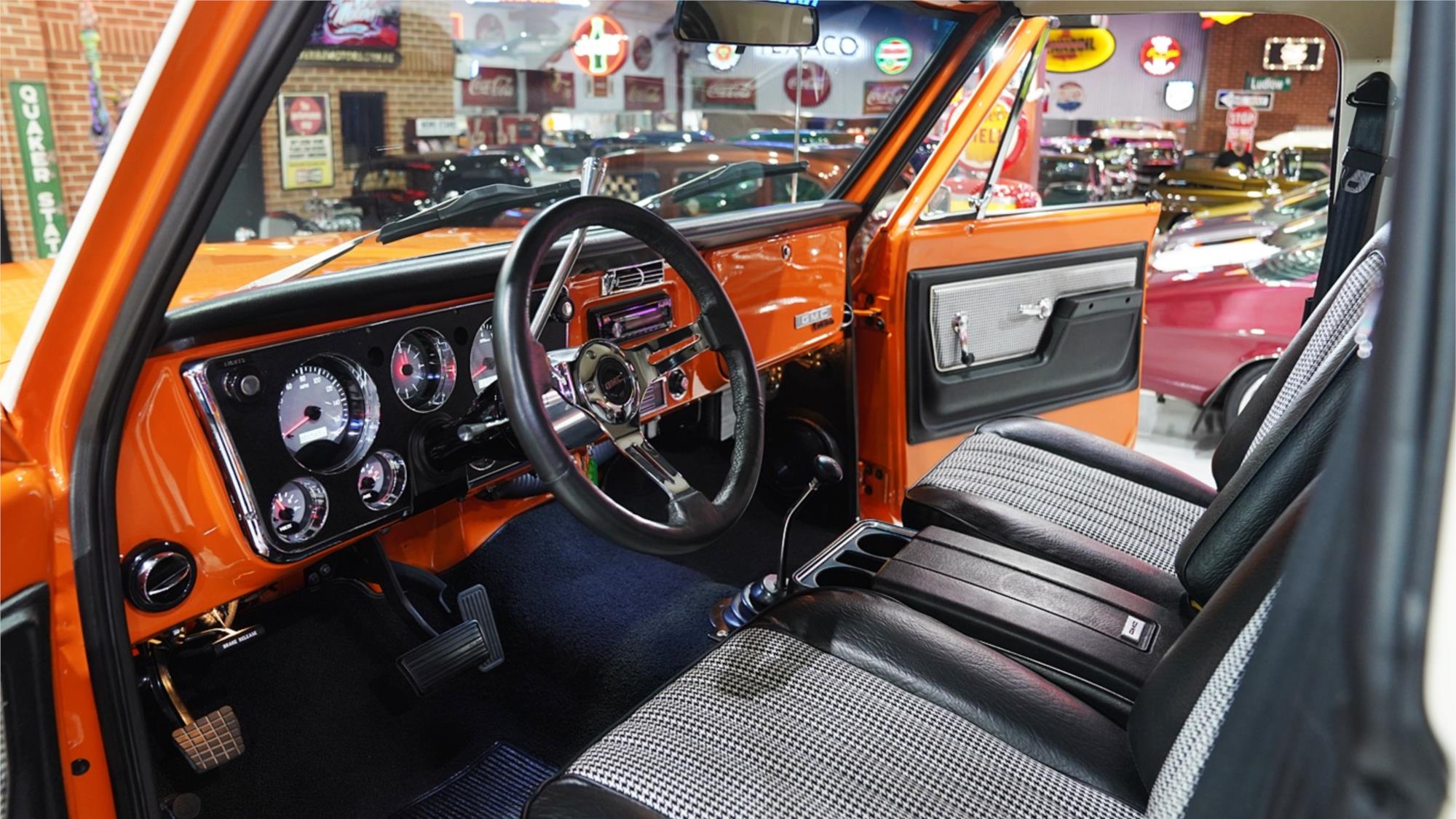 1972 GMC JIMMY AUTOMATIC SUV