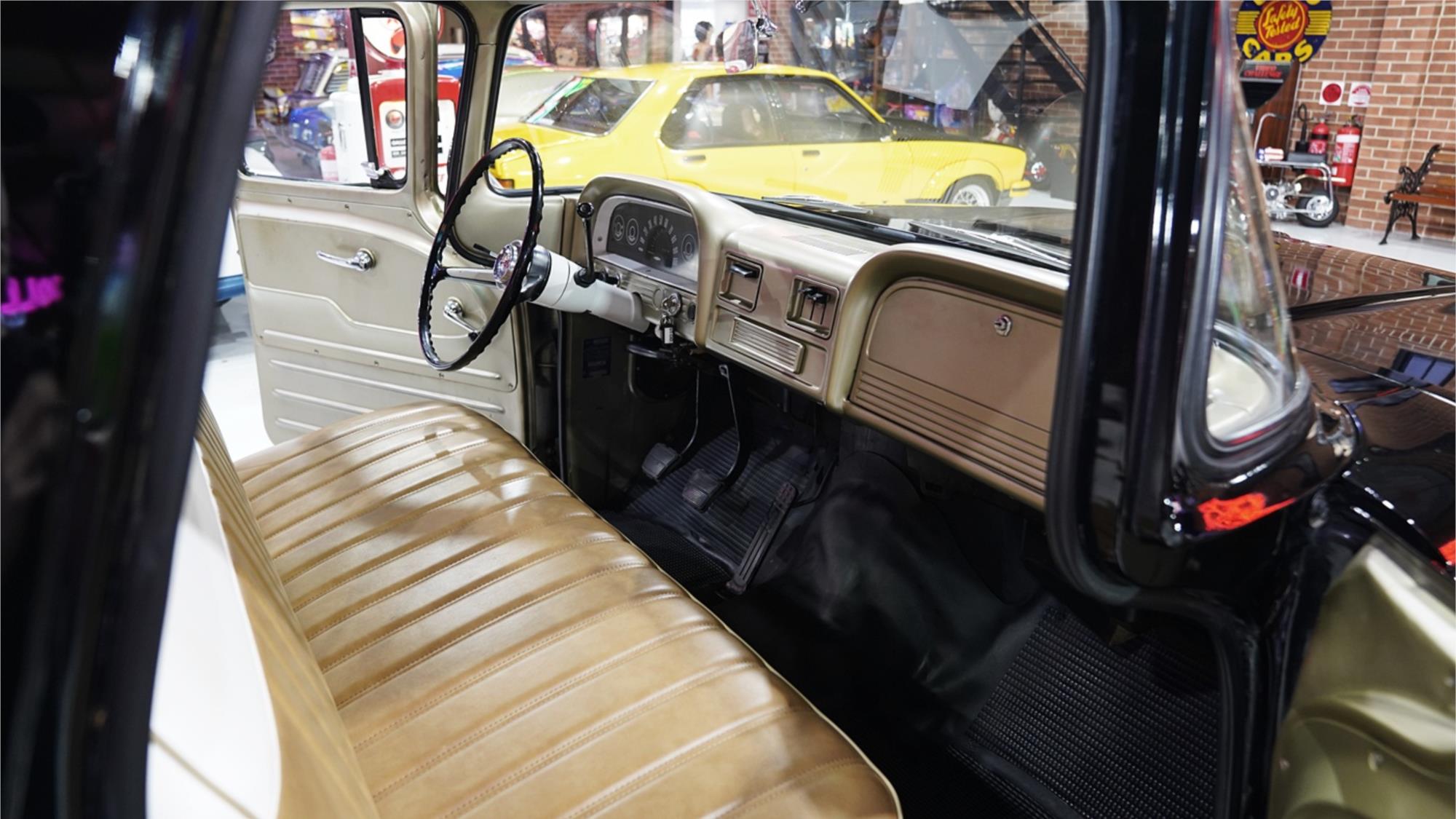 1962 CHEVROLET C10 MANUAL PICKUP TRUCK