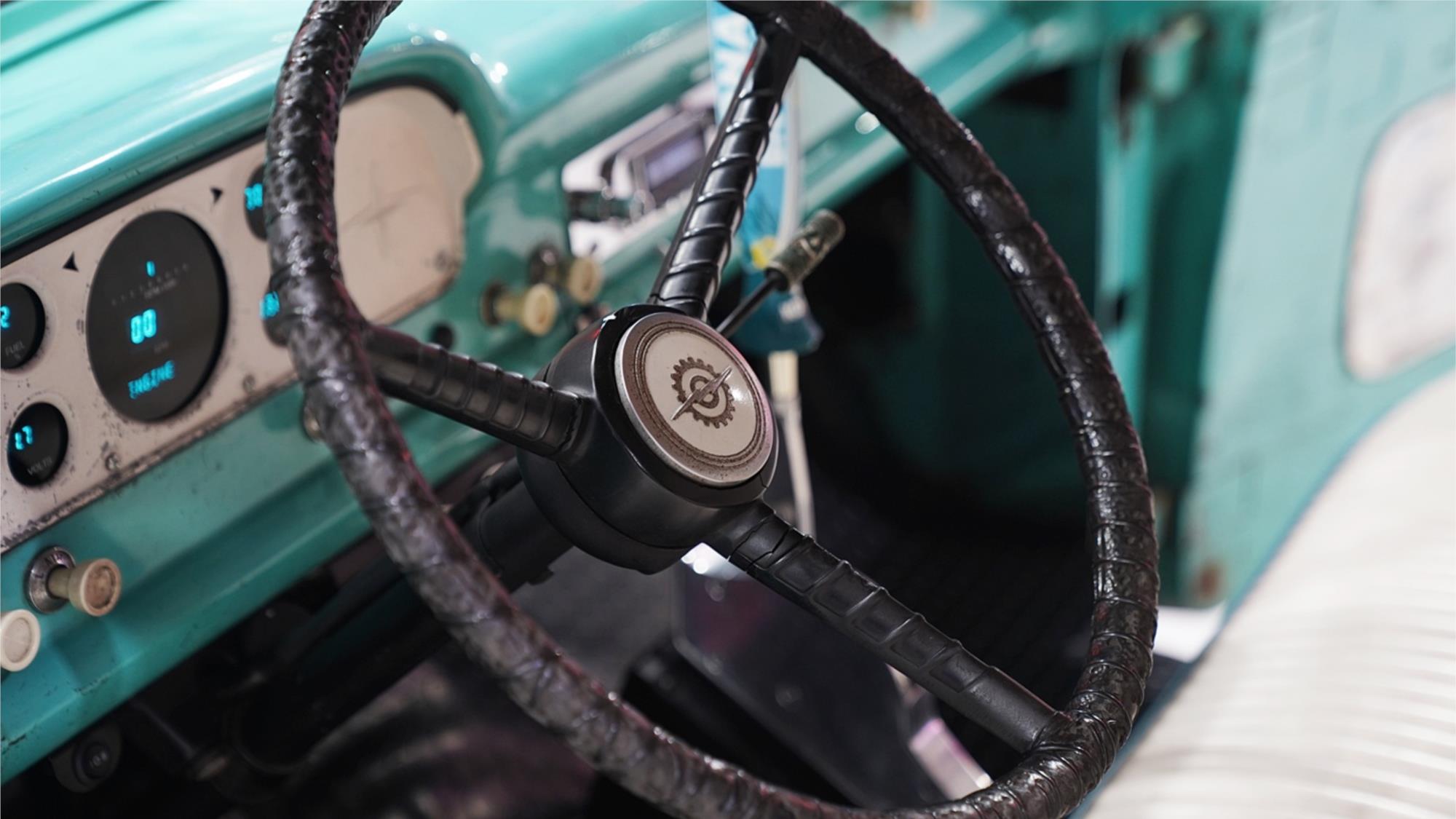 1959 FORD F100 AUTOMATIC PICK UP TRUCK