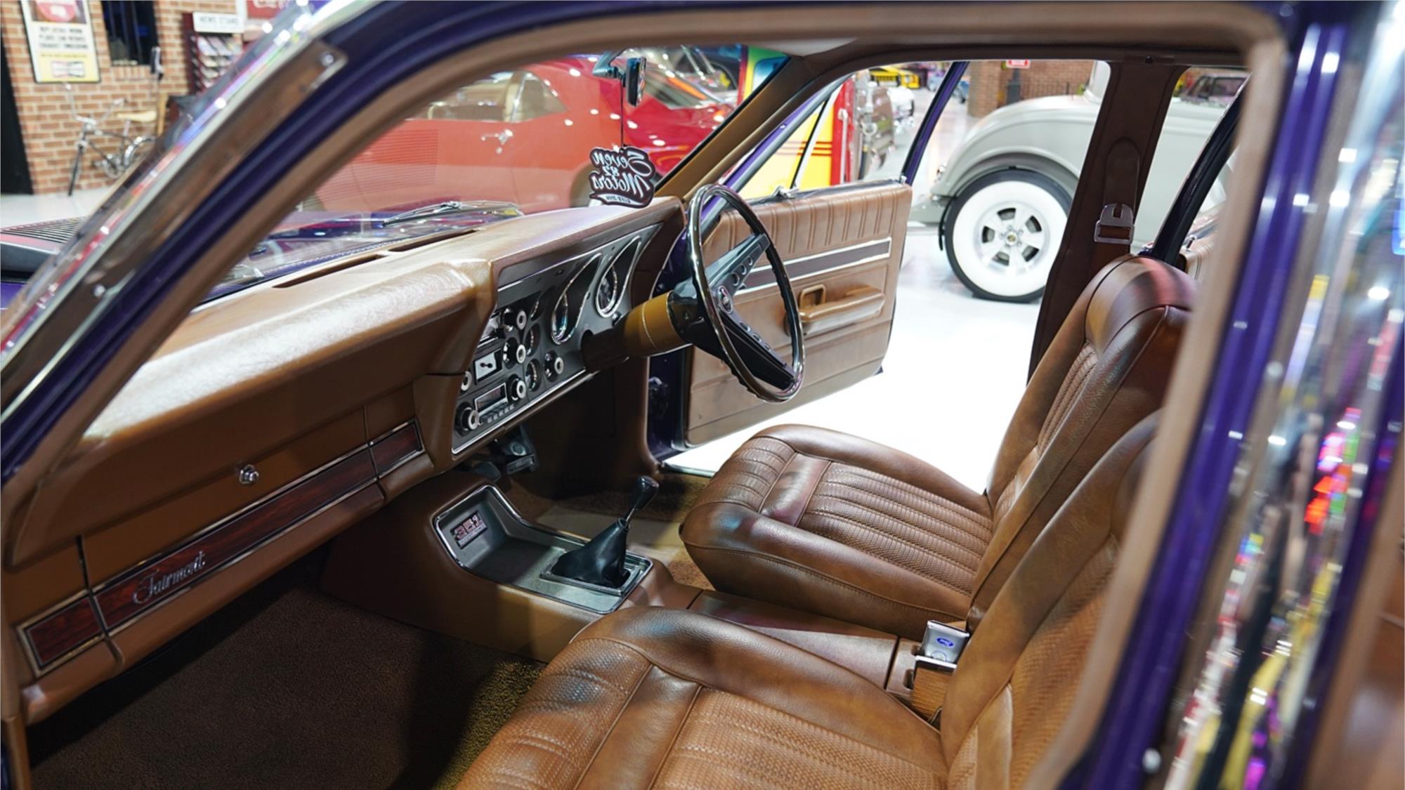 1971 FORD FAIRMONT XY MANUAL SEDAN